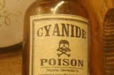 cyjanek potasu, nembutal, opioidy, farxiga, botoks, fentanyl, kokaina, trazodon, metadon, wstrzyknięcia Consentyx, naproksen, viagra, otezla, mefedron, tramadol, Biskorycyna Ofcipen, Ciplox