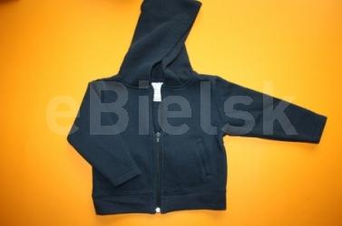 Czarna ciepla bluza:)