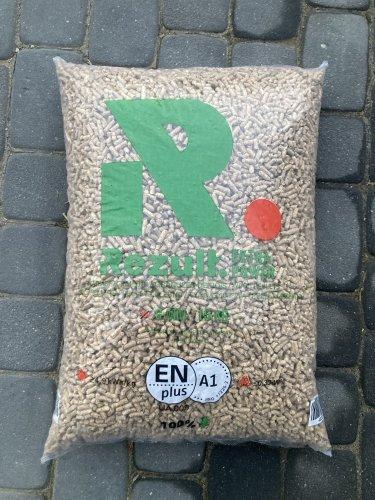 Pellet drzewny certyfikowany REZULT A1 ENplus / Darmowa dostawa